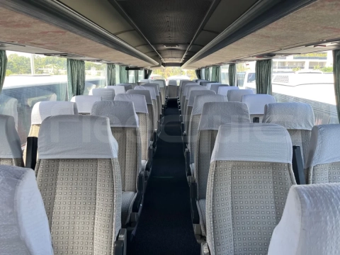 Setra S328