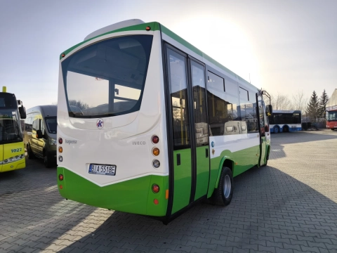2 x Iveco Kapena Urby *2015 *Euro 6 *16+20 miejsc *klimatyzacja *niska podłoga