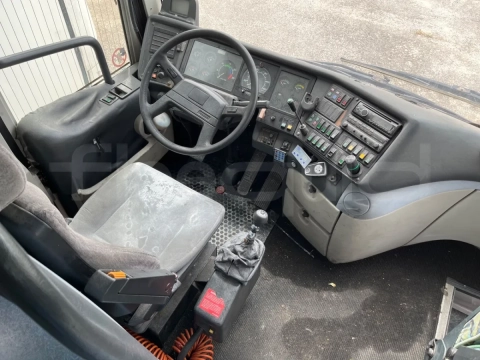 Volvo B12