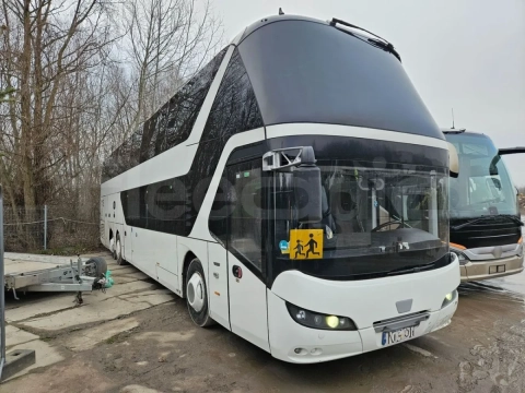 Neoplan Skyliner