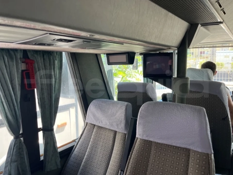 Setra S328