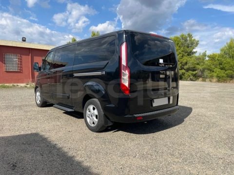 Ford Tourneo Custom