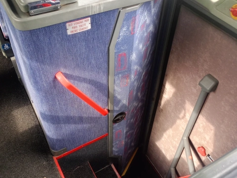 VanHool Acron T915
