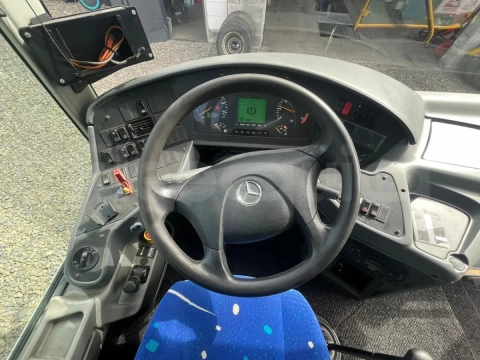 Mercedes-Benz Intouro