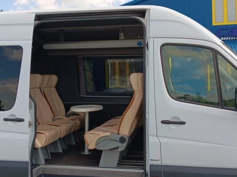 Mercedes Sprinter 316 9 osobowy