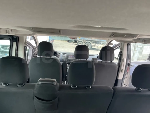 Opel Vivaro - B