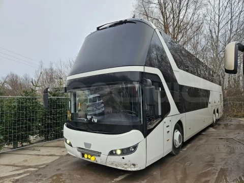 Neoplan Skyliner