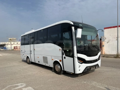 Isuzu Grand Toro