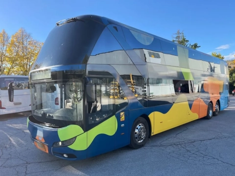 Neoplan Skyliner