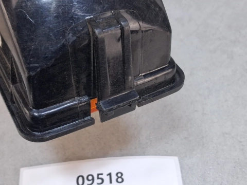 Kierunkowskaz FER 4122, Mercedes A000 826 04 43, wymiary 11 x 8 cm