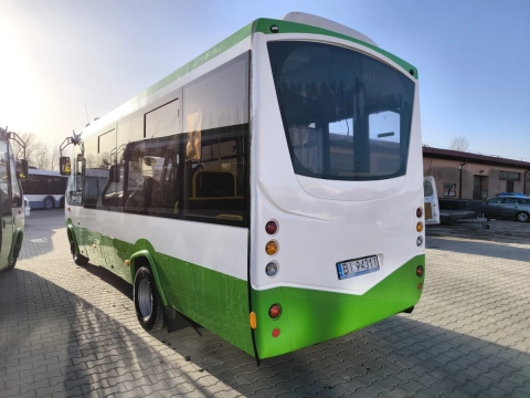 2 x Iveco Kapena Urby *2015 *Euro 6 *16+20 miejsc *klimatyzacja *niska podłoga