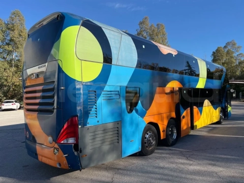Neoplan Skyliner