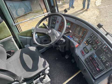 Man 18 460