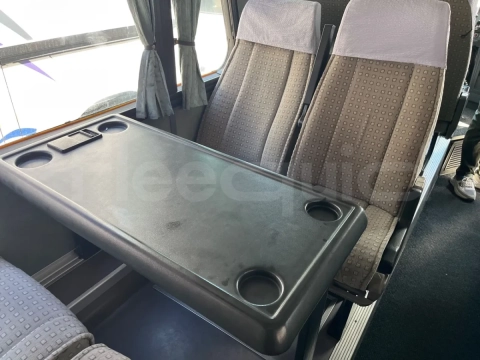 Setra S328