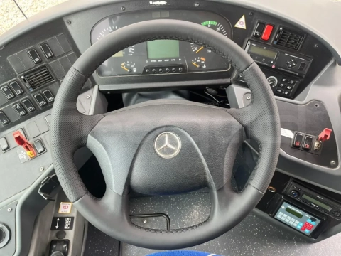 Mercedes-Benz Intouro