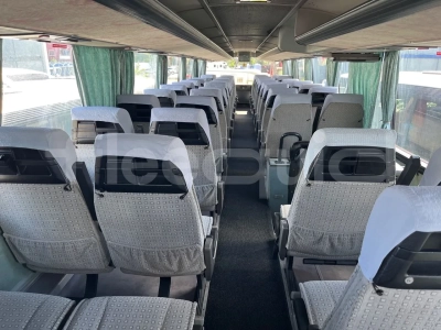 Setra S328