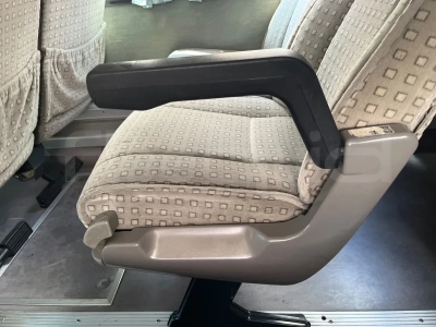 Setra S328