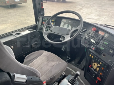 Setra S328
