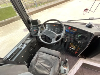 Setra S328