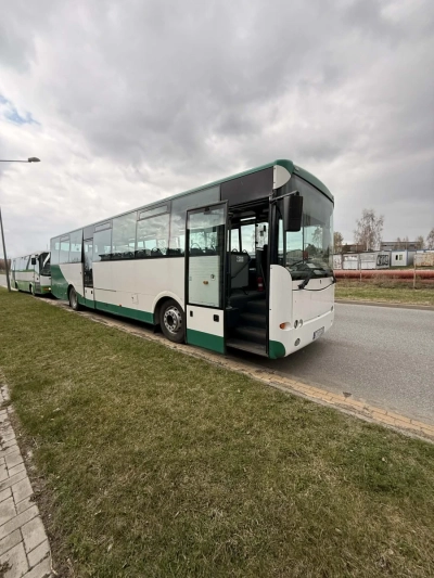 autobus miedzy miastowy i szkolny renault pontcielli 73 siedzące +1